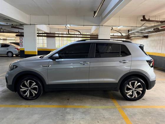 VOLKSWAGEN T-CROSS 1.0 200 TSI TOTAL FLEX SENSE AUTOMÁTICO